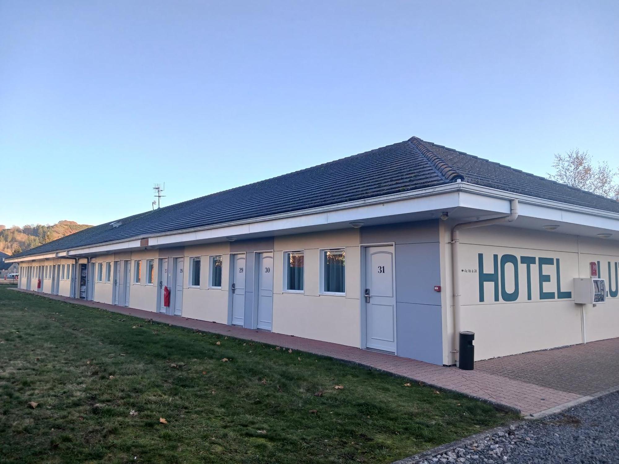 Hotel Lutea Riom-ès-Montagne Zewnętrze zdjęcie