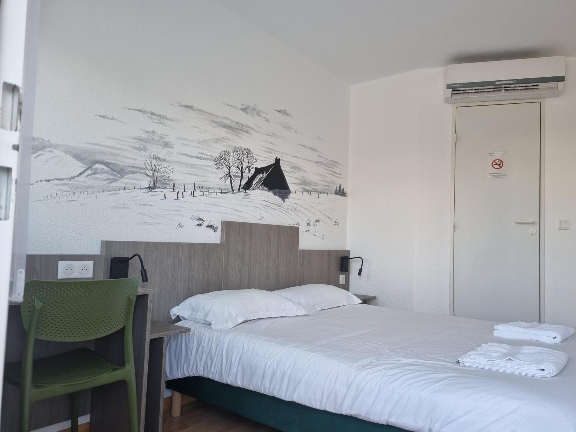 The Originals Access, Hotel Le Lutea Riom-ès-Montagne Zewnętrze zdjęcie